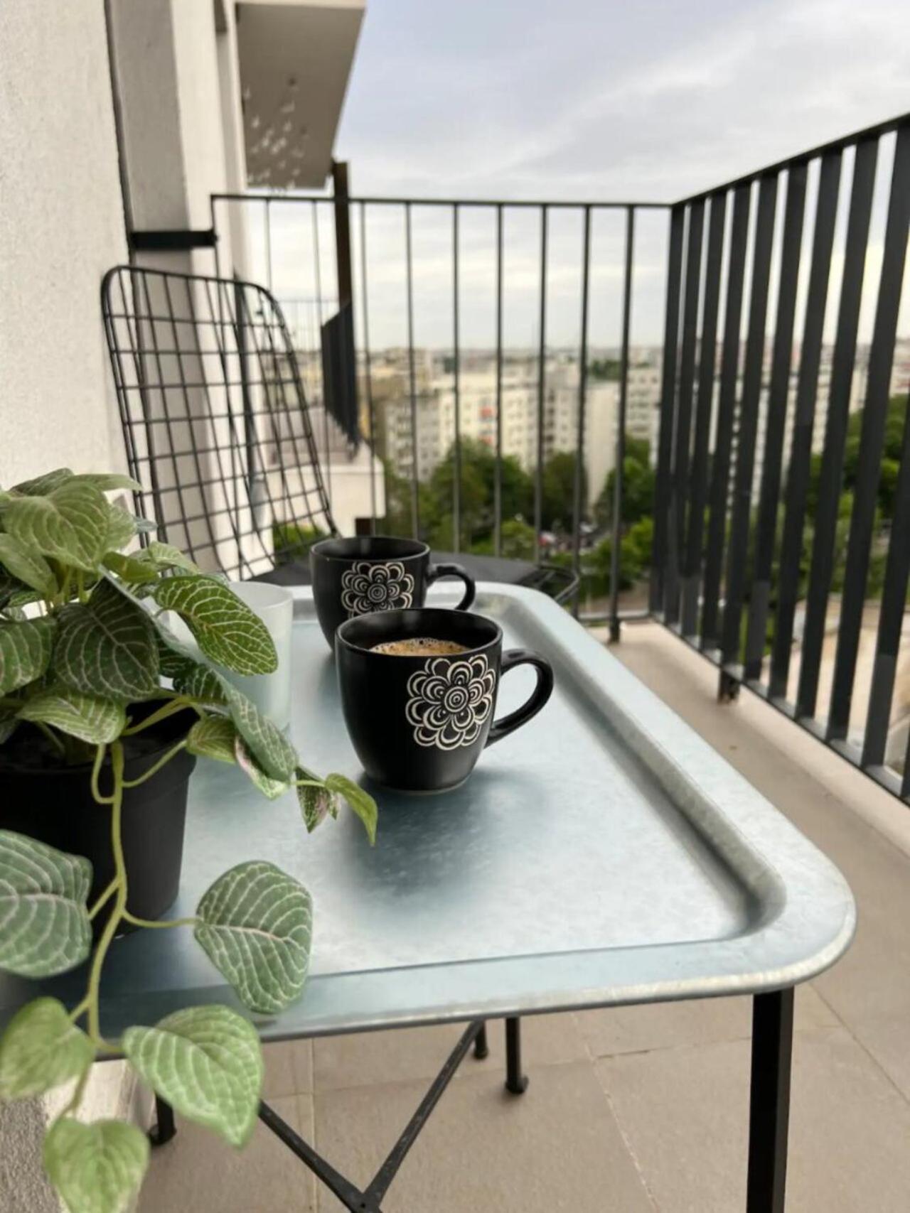 High-Rise Luxury Apartment With Free Parking Bucarest Extérieur photo