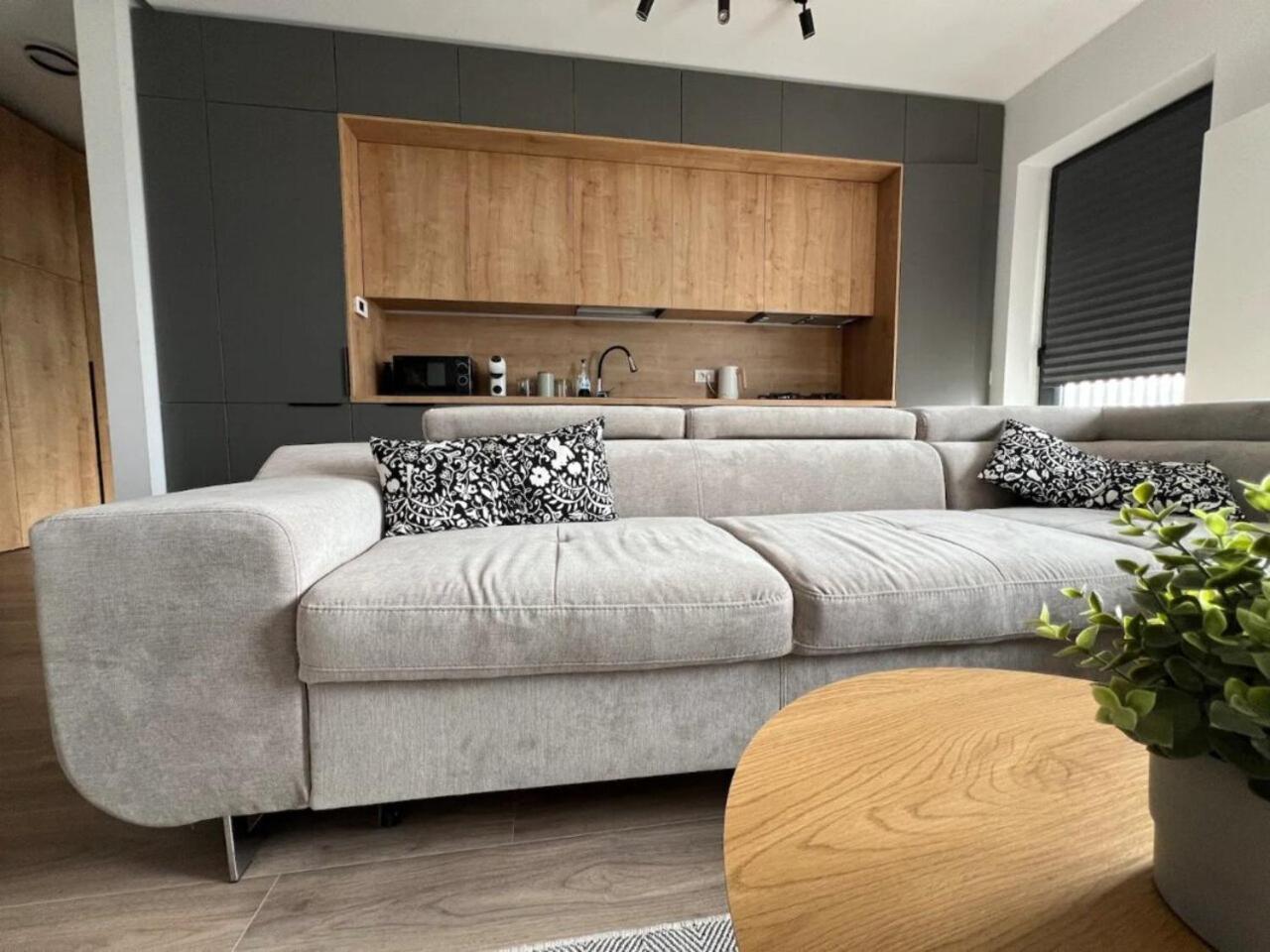 High-Rise Luxury Apartment With Free Parking Bucarest Extérieur photo