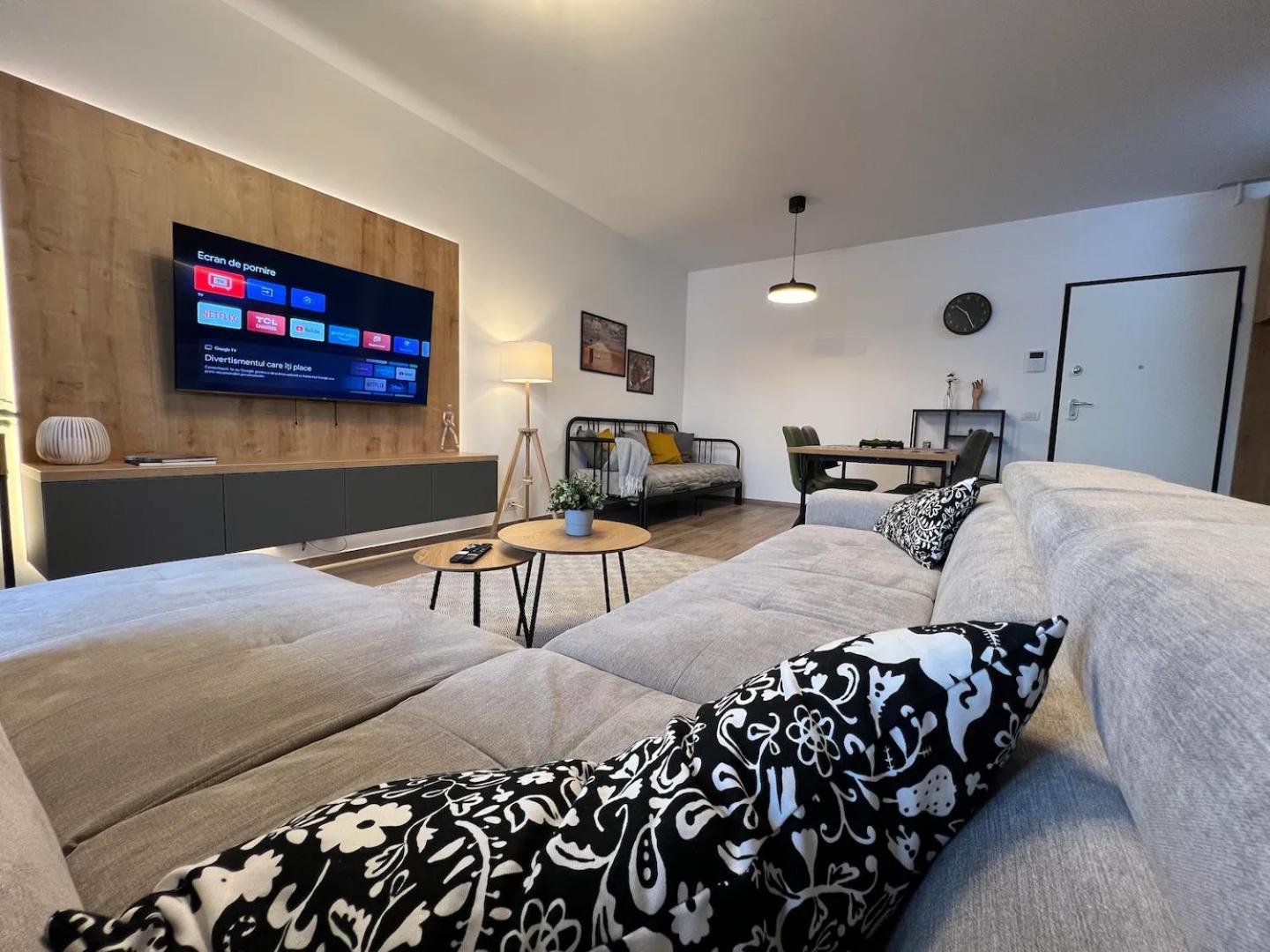 High-Rise Luxury Apartment With Free Parking Bucarest Extérieur photo